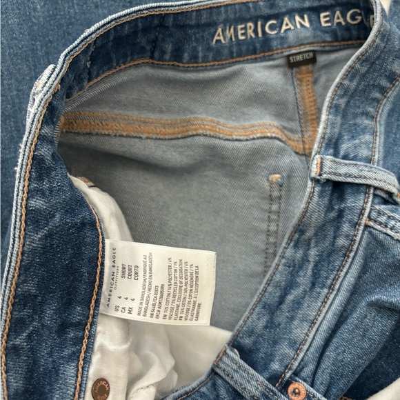 American Eagle Outfitters Women's Classic Blue Ankle Jeans - Picture 2 of 3